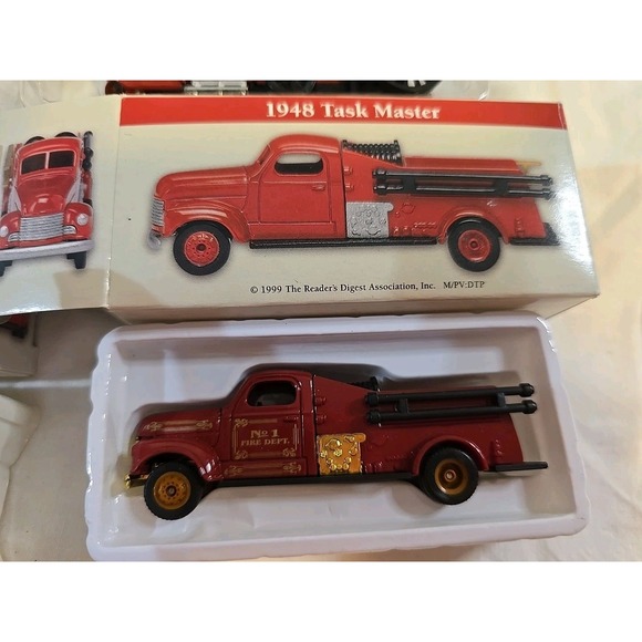 6 Reader's Digest Diecast model VTG Firefighter Fire Trucks 1999 2000 2001 - Picture 4 of 8